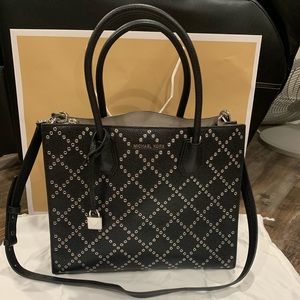 NEW Michael Kors Runway Mercer Convertible Tote